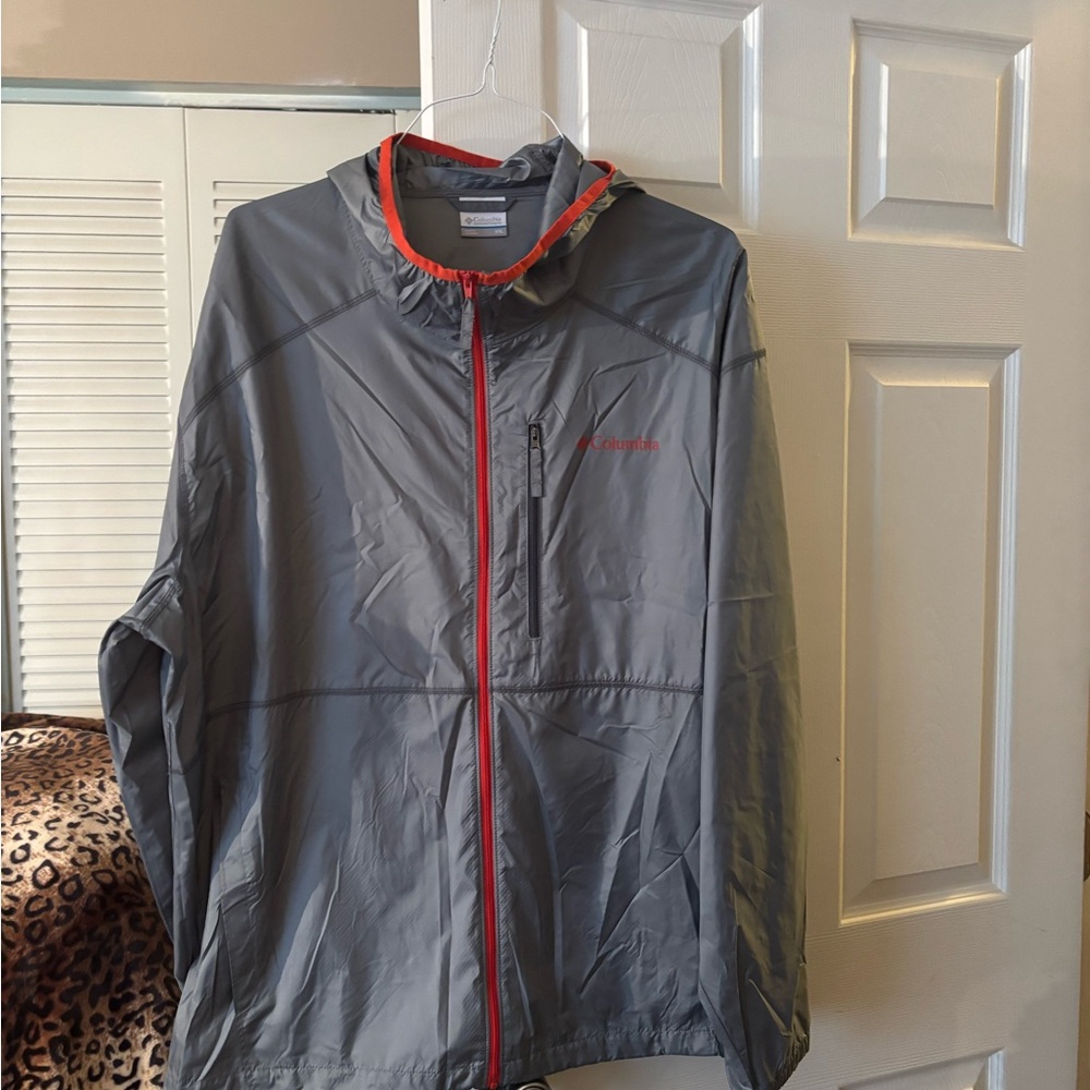 Columbia Men's Windbreaker in Gray with Red Trim